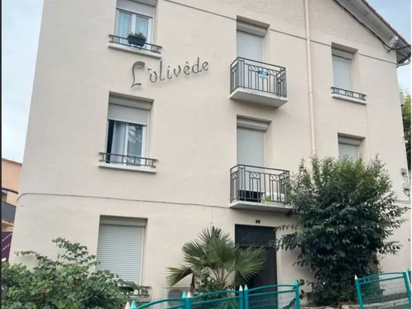 Amelie-les-bains t2 loue en vide a l'annee