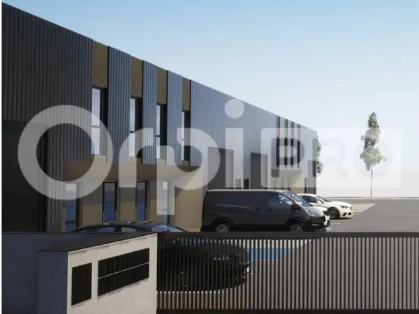 Local d'activité 281 m²