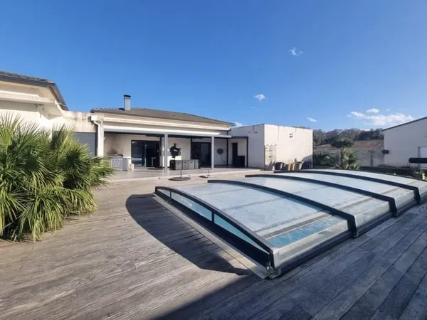 Maison contemporaine 5 pièces 153 m2