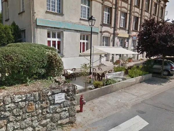 Local commercial 2 pièces 75 m²