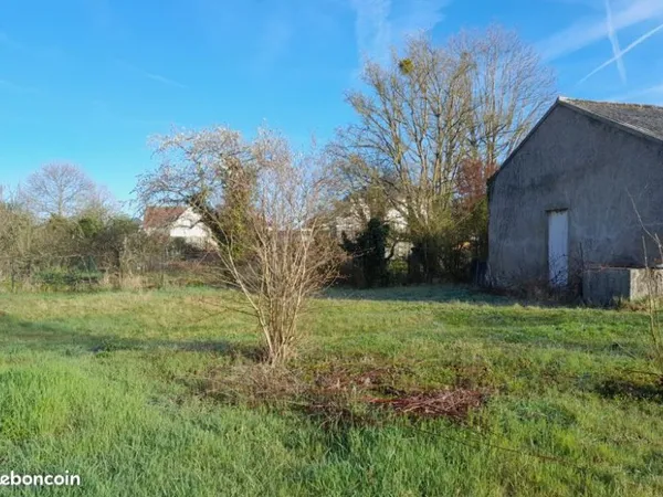 Terrain de 575 m2 - SAINT-JEAN-LE-BLANC