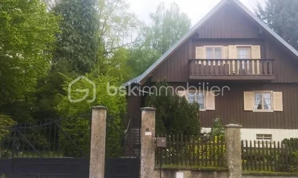 Maison 6 pièces 210 m²
