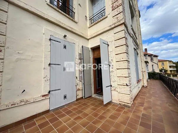 Immeuble 11 pièces 303 m²