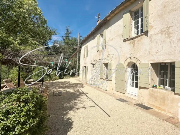 Maison 6 pièces 148 m²