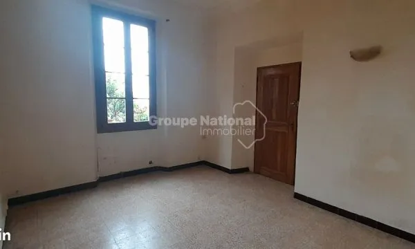 Studio 1 pièce 27 m²