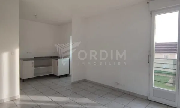 Appartement F2 Voie Romaine à Auxerre