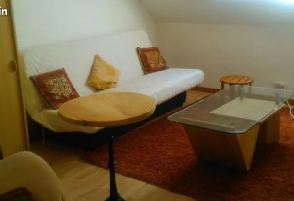 Location meublé T2 mansardé 45 m2
