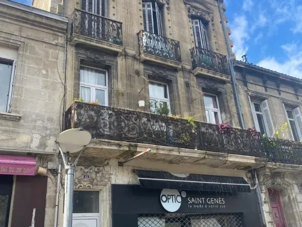 Studio 1 pièce 33 m²