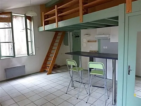 VIEUX LYON - Charmant studio de 35 m² avec mezzanine ? Idéal investisseur !