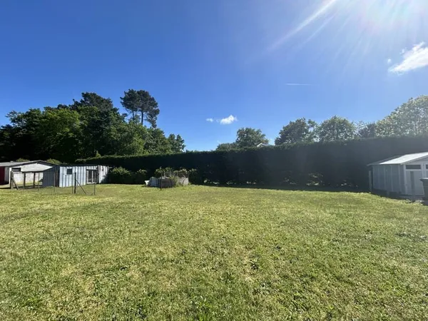 Terrain à bâtir à vendre à LÉOGNAN