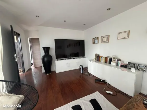 Maison 12 pièces 224 m²