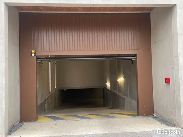Garage Lyon 7