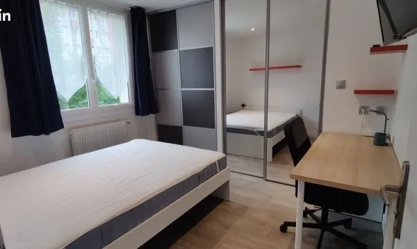 Chambre à louer - T4 colocation