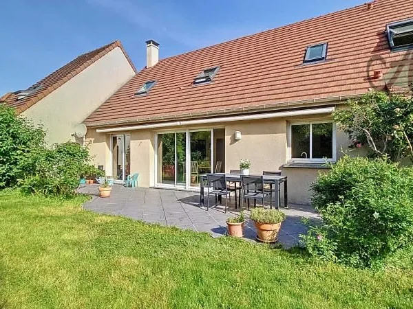 Maison 8 pièces 155 m²