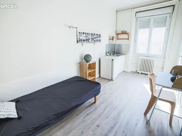Chambre meublée lumineuse en Co-living - Idéal étudiant / Jeune Actif