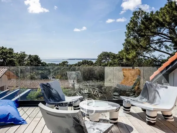 MAGNIFIQUE VILLA «EDEN» AU COEUR DU PYLA-SUR-MER, CAPACITÉ 16 PERSONNES