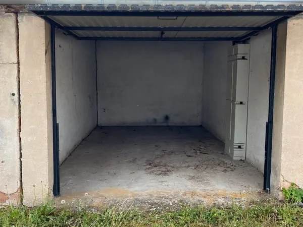 Garage à louer