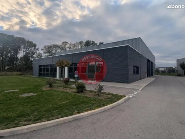 Local 800 m²