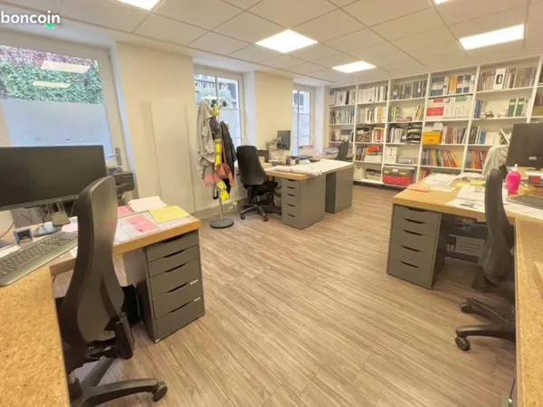 Bureau 103 m²