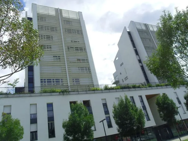 Parking disponible QUARTIER GARE SUD