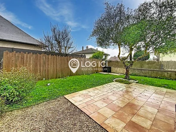 Rare sur le marché ! Maison mitoyenne T5 - secteur Copernic