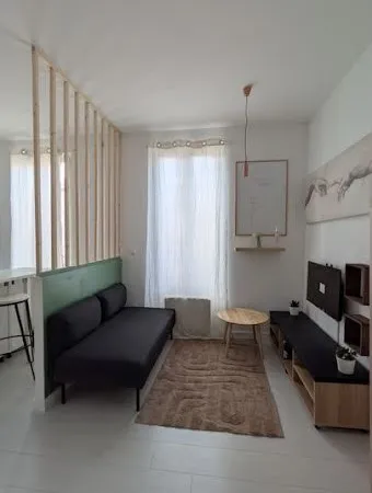 Studio 1 pièce 23 m²