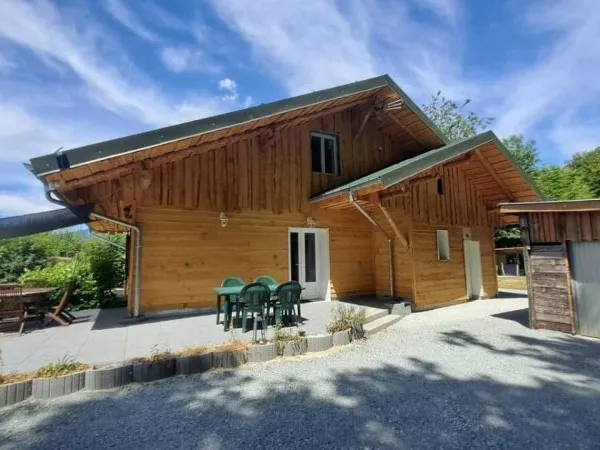 Découvrez votre havre de paix : un charmant chalet au calme, idéal pour se ressourcer en toute tranq