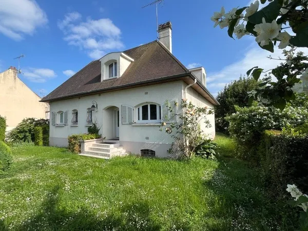 Maison à vendre 5 pièces LA CHAPELLE SAINT MESMIN (45)