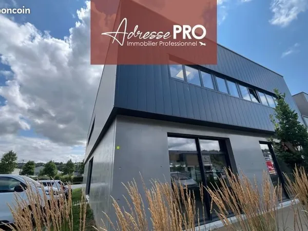 Local commercial 463 m²