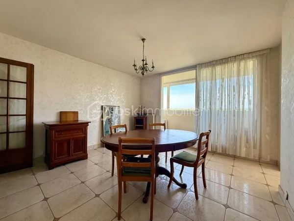 Appartement 5 pièces 75 m²