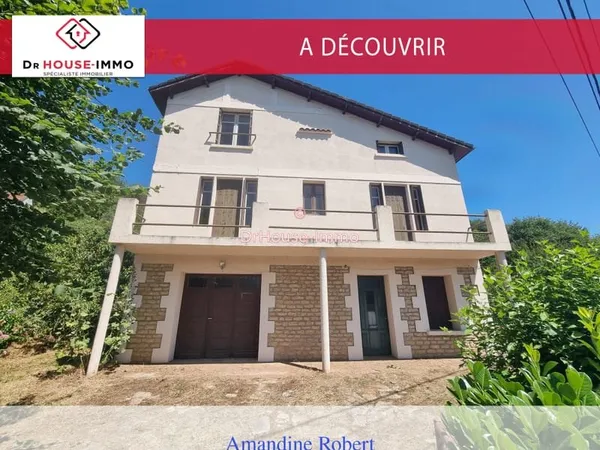 Maison familiale centre Lalinde à rénover - A saisir !
