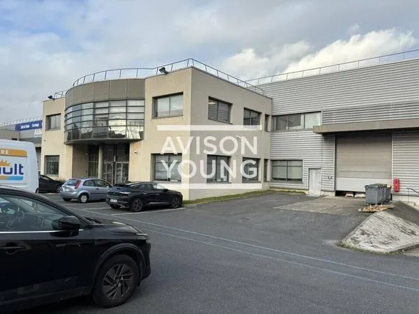 Local d'activité 1122 m²