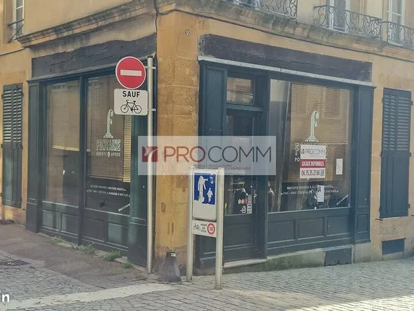 Local commercial 65 m²