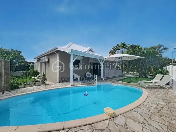 Villa 3 chambres piscine et garage
