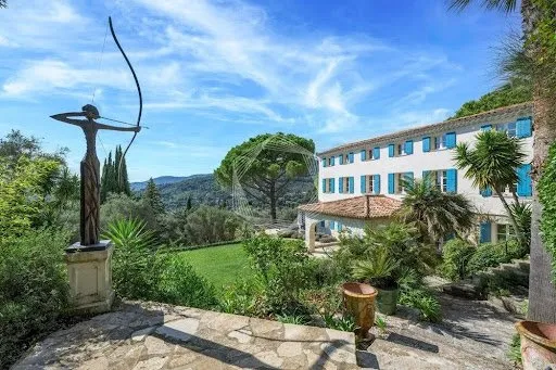 Bastide 9 pièces 288 m²