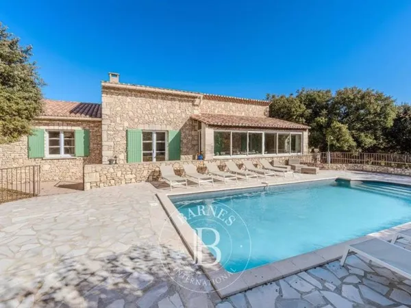 Maison de luxe 8 pièces 247 m²