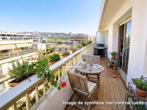 ST LAURENT DU VAR/ CENTRE-VILLE - 1/2 pièces 37m², dernier étage, terrasse 10m²
