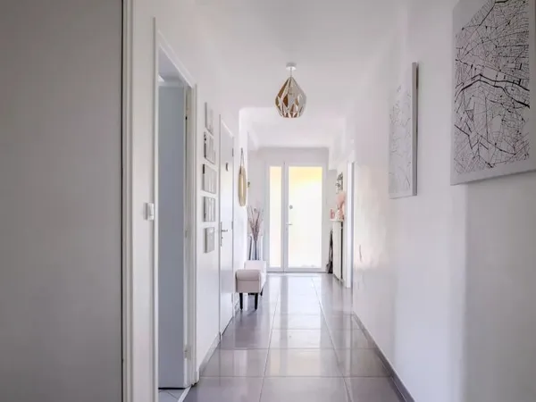 Maison 8 pièces 190 m²