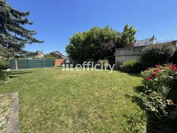 Terrain en individuel 331 m²