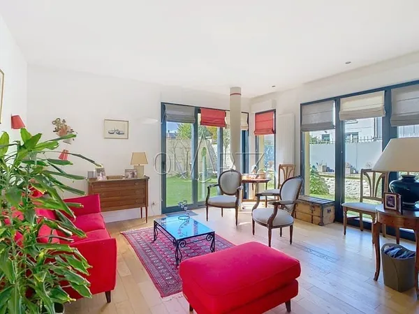 Maison Vente Versailles 7p 152m² 1290000€