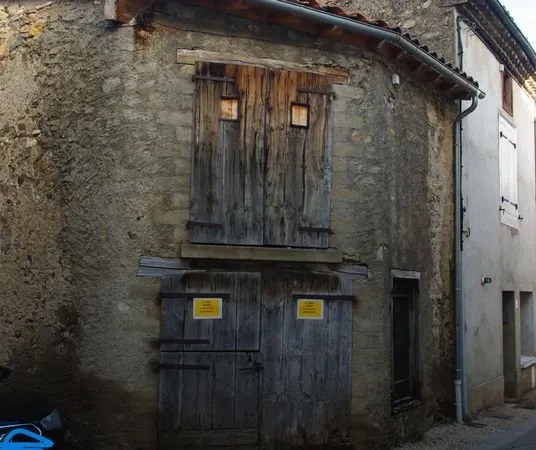 Local d’activité et entrepôt Location Saint-Paul-de-Jarrat 1p 33m² 350€