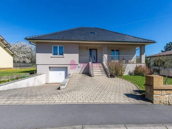 Maison de plain-pied 7 pièces 160 m²