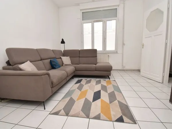 Maison 5 pièces 90 m²