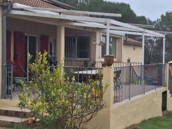 Villa 5 pièces - 107 m² - ST GEINES DE MALGOIRES