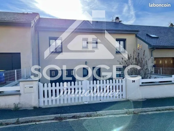 Maison 8 pièces 110 m²