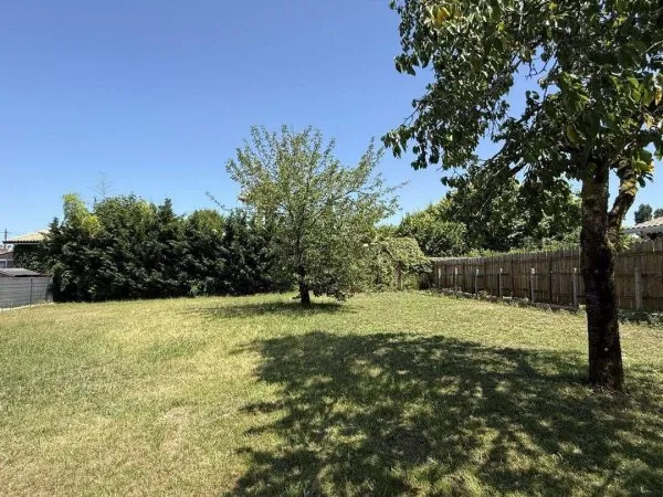 Terrain constructible 1339 m²