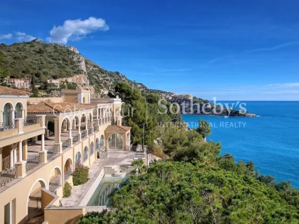 Propriété de prestige en front de mer à vendre à Saint-Laurent-d'Èze, vue mer panoramique