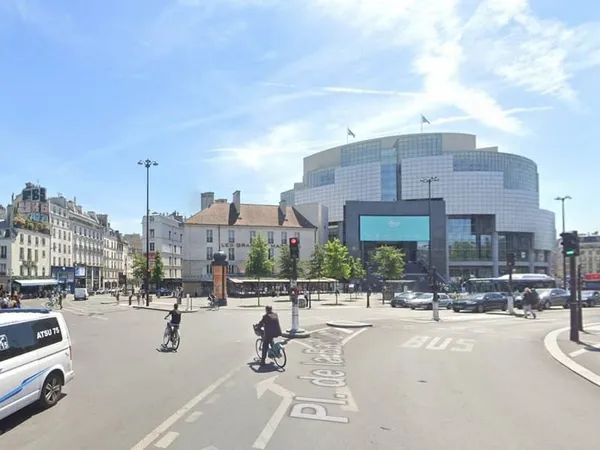 Immeuble 1639 m²