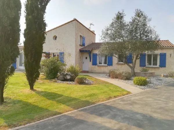 Maison 7 pièces 177 m²