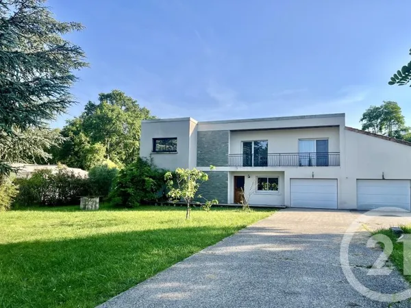 Maison 7 pièces 170 m²